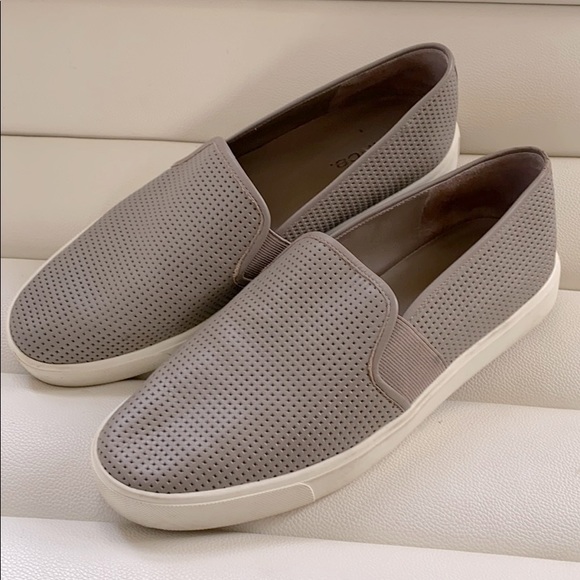 Vince Shoes - Vince Blair grey leather slip on size 9